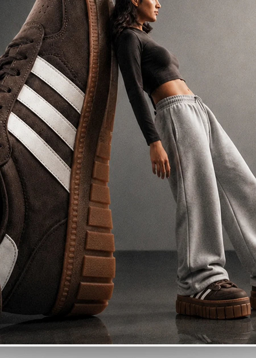 Mẫu cửa hàng giày & sneaker
